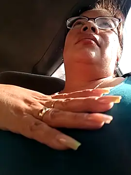   valentina18 online show from January 13, 8:37 pm