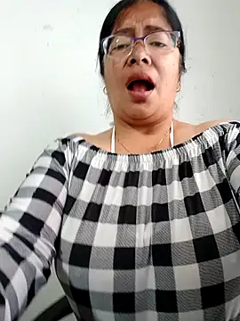   valentina18 online show from February 12, 1:16 pm