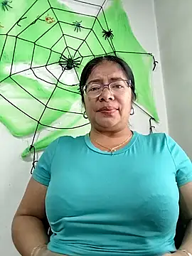   valentina18 online show from October 5, 1:09 pm