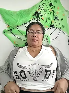   valentina18 online show from October 11, 1:09 pm