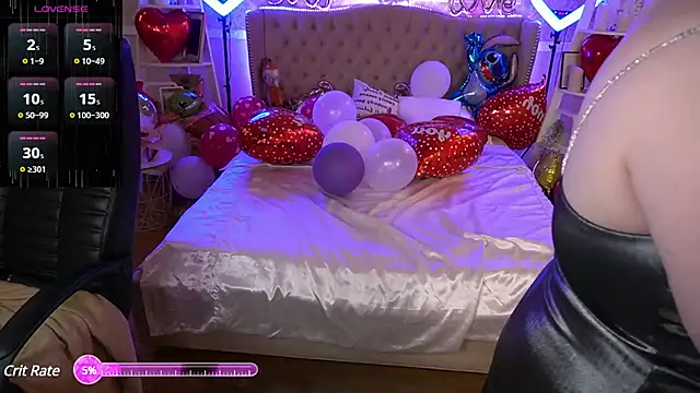 Snapshot of Tinker_Belll chatting on February 19, 5:05 am Tinker Belll online show from February 19, 5:05 am