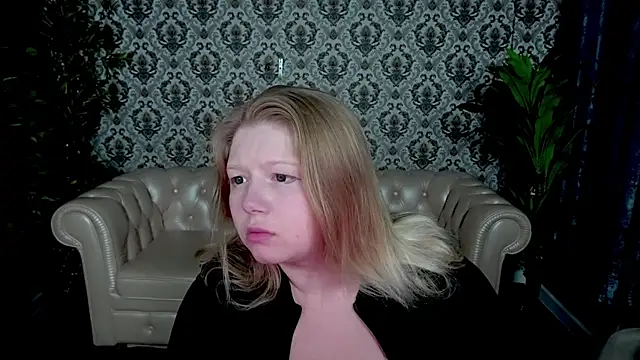 Snapshot of Tinker_Belll chatting on September 23, 7:06 pm Tinker Belll online show from September 23, 7:06 pm