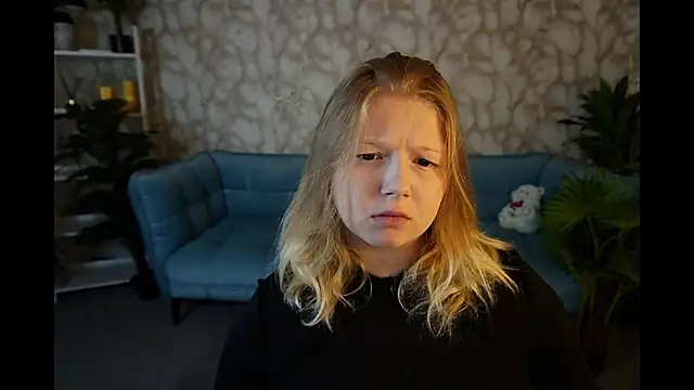 Snapshot of Tinker_Belll chatting on September 29, 7:40 pm Tinker Belll online show from September 29, 7:40 pm