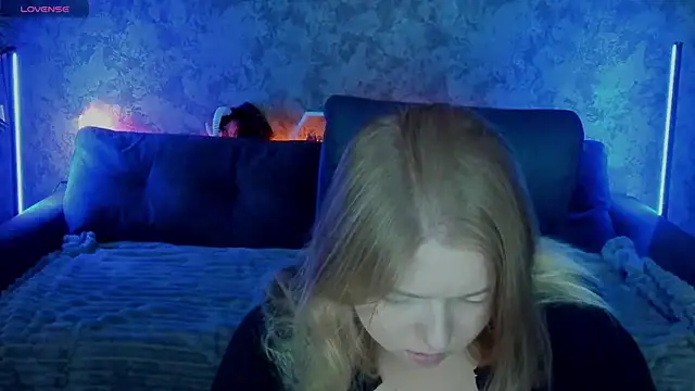 Snapshot of Tinker_Belll chatting on November 8, 8:40 pm Tinker Belll online show from November 8, 8:40 pm