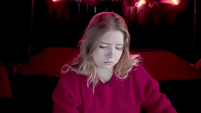 Snapshot of Tinker_Belll chatting on December 16, 8:03 pm Tinker Belll online show from December 16, 8:03 pm