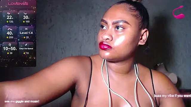 Snapshot of kyara_pride chatting on January 15, 9:20 pm kyara pride online show from January 15, 9:20 pm