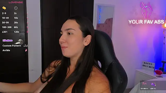 ava blue online show from January 3, 2:30 pm