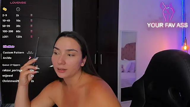 ava blue online show from January 10, 1:53 am