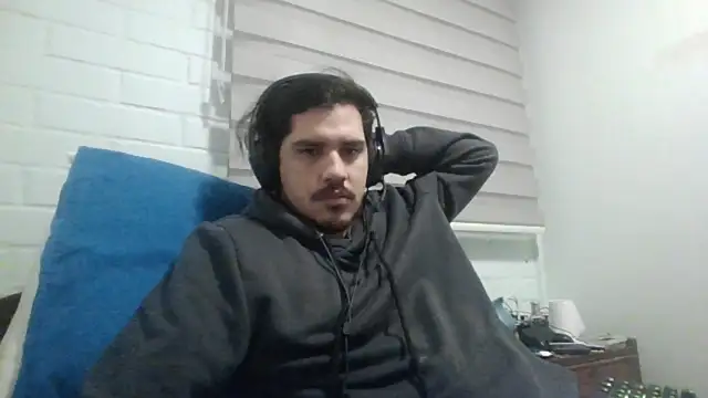 hung weeb online show from May 7, 1:11 am