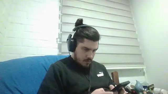 hung weeb online show from May 28, 1:47 am