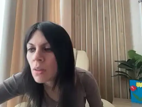 Snapshot of InjaAtHome chatting on April 1, 7:53 am InjaAtHome online show from April 1, 7:53 am