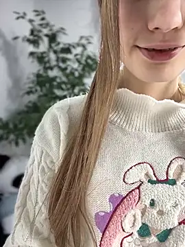 Snapshot of elikako chatting on March 18, 1:20 pm elikako online show from March 18, 1:20 pm
