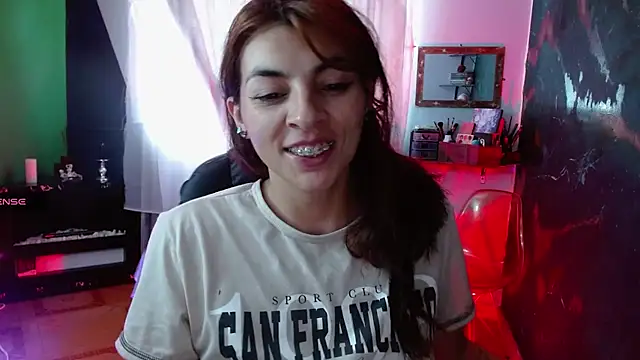 Snapshot of julieth_sex1 chatting on March 15, 7:09 pm julieth sex1 online show from March 15, 7:09 pm