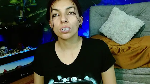 julieth sex1 online show from July 3, 9:48 am