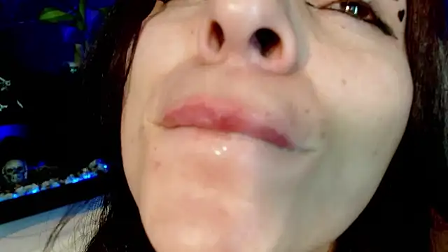 julieth sex1 online show from July 5, 9:49 am