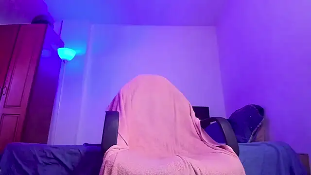 Eiden allenx online show from March 13, 2:45 pm