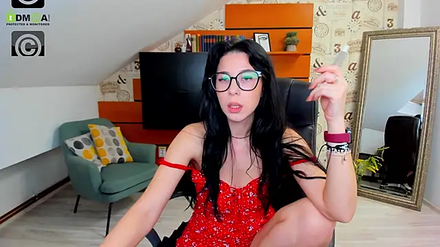 Snapshot of EmillyTaylor chatting on February 3, 10:36 am EmillyTaylor online show from February 3, 10:36 am