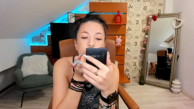 Snapshot of EmillyTaylor chatting on September 15, 3:28 am EmillyTaylor online show from September 15, 3:28 am