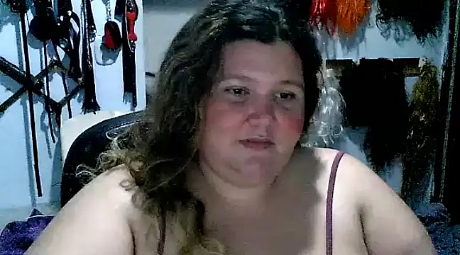 squirt322bbw online show from January 31, 12:28 am