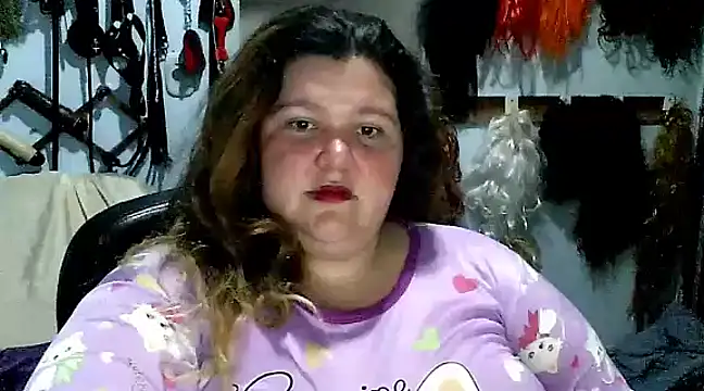 squirt322bbw online show from February 1, 8:37 pm