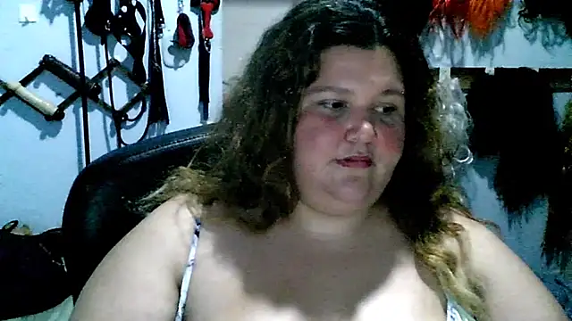 squirt322bbw online show from February 2, 9:56 pm