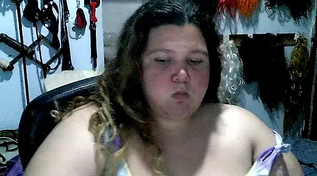 squirt322bbw online show from February 6, 12:33 am