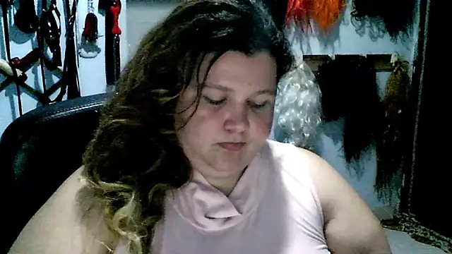 squirt322bbw online show from February 20, 10:37 pm