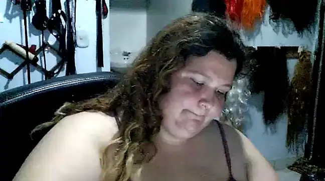 squirt322bbw online show from March 11, 8:09 pm