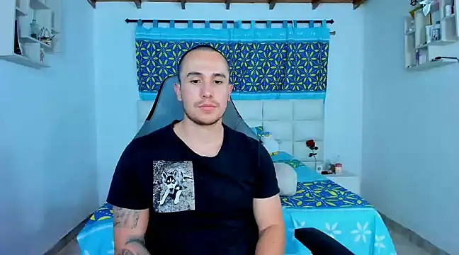Snapshot of juan__jimenez chatting on January 29, 7:46 am juan jimenez online show from January 29, 7:46 am