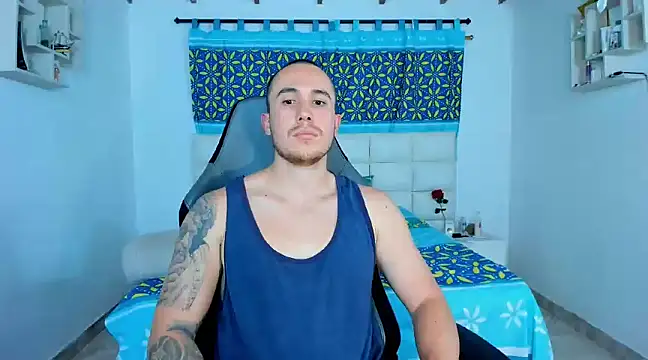 Snapshot of juan__jimenez chatting on January 31, 2:58 am juan jimenez online show from January 31, 2:58 am