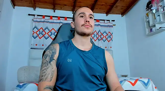 Snapshot of juan__jimenez chatting on March 12, 6:51 am juan jimenez online show from March 12, 6:51 am