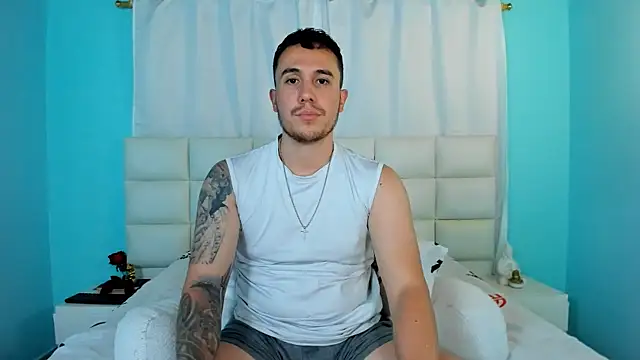 Snapshot of juan__jimenez chatting on September 13, 10:31 pm juan jimenez online show from September 13, 10:31 pm