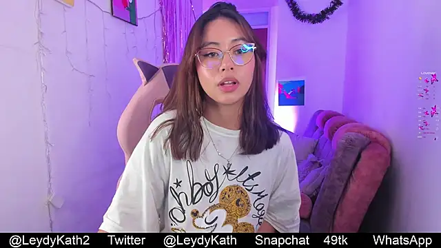 Nasha abby online show from December 6, 6:28 pm