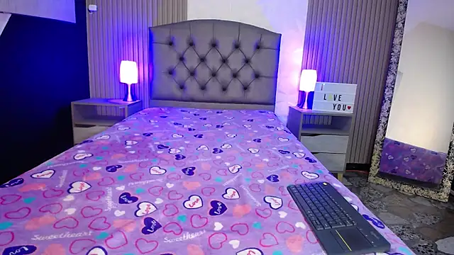 cheryl hs online show from February 14, 3:54 am