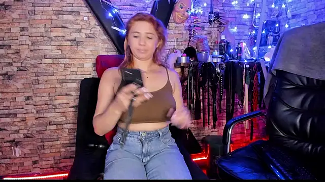 Liltildeman moon online show from March 8, 8:45 pm