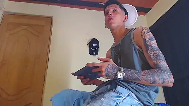 GaboReyes online show from September 29, 9:30 pm