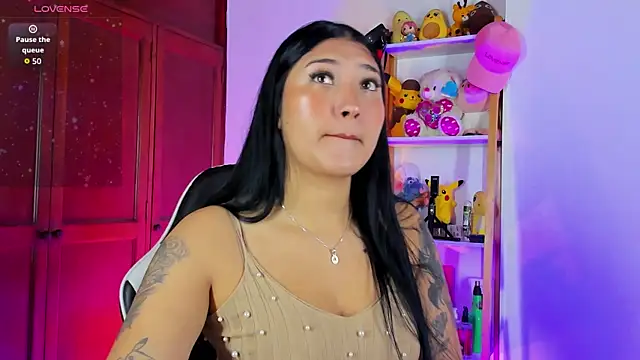 eymy-hadid online show from September 29, 4:12 pm