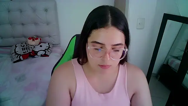  alicia z online show from December 2, 9:06 pm