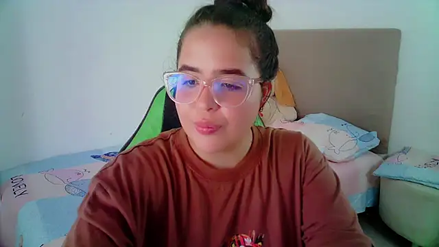  alicia z online show from January 14, 5:45 pm