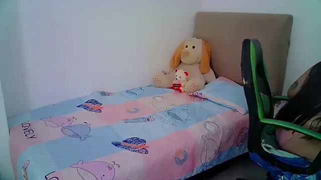  alicia z online show from January 18, 5:59 pm