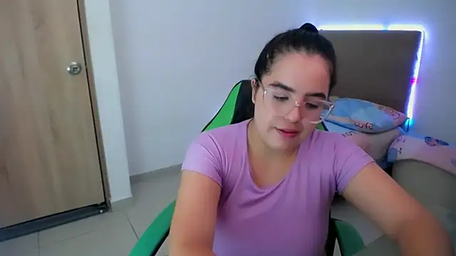  alicia z online show from March 19, 8:54 pm