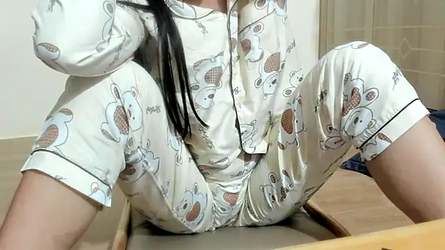Beauty Asian Tina online show from February 7, 8:01 am
