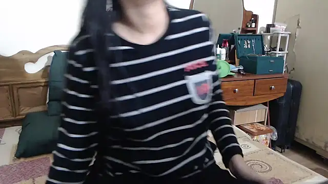 Snapshot of Beauty_Asian_Tina chatting on November 5, 8:47 am Beauty Asian Tina online show from November 5, 8:47 am