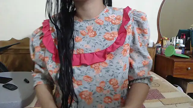 Snapshot of Beauty_Asian_Tina chatting on November 20, 8:03 am Beauty Asian Tina online show from November 20, 8:03 am