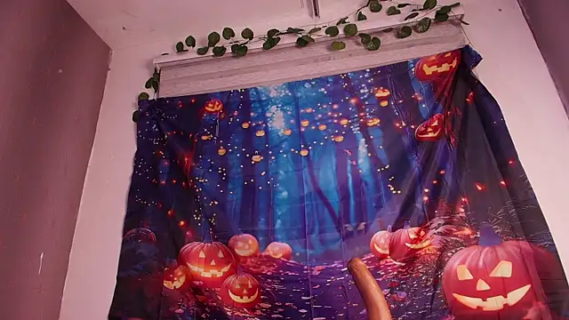 zzoe  online show from October 19, 3:07 am