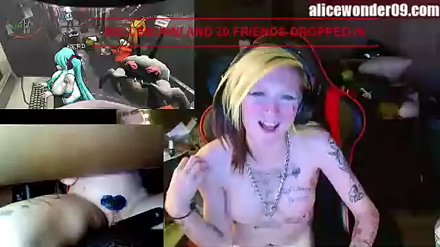 alicewonder09 online show from January 1, 10:32 am