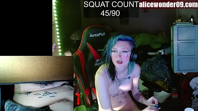 alicewonder09 online show from February 22, 9:12 am