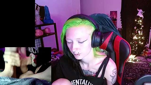 alicewonder09 online show from December 18, 5:02 am