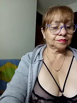 nicoltatiana  online show from January 15, 2:06 am