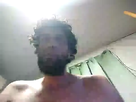 Snapshot of Hotcasados69 chatting on December 19, 8:02 am Hotcasados69 online show from December 19, 8:02 am